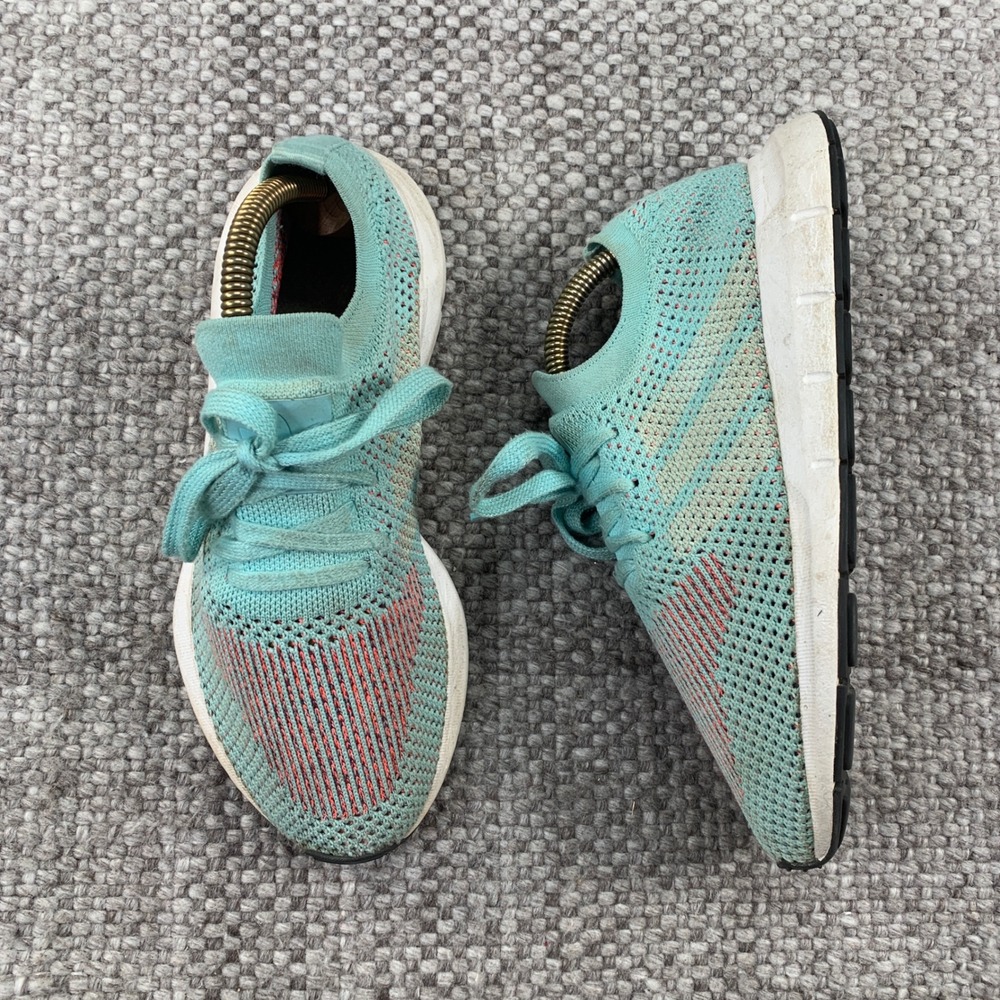 Adidas Swift Run Primeknit Womens 6 Blue Pink CQ2034 Low Top Sneakers Running